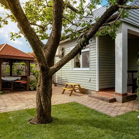 Дом отдыха Lilihome *